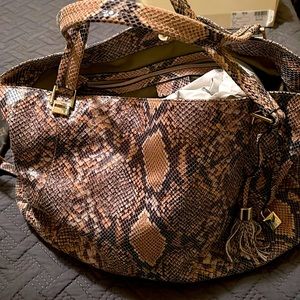 GILI Got To Love It Large LEATHER Brown PYTHON Snake Print TASSEL Hobo Bag PURSE